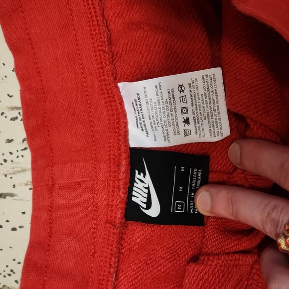 Nike Men's Sweatpant Shorts - Picture 4 of 6